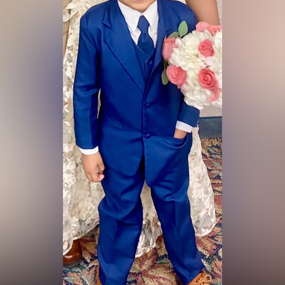 Indigo Peanut Butter Collection
Toddler's Tuxedo boys.